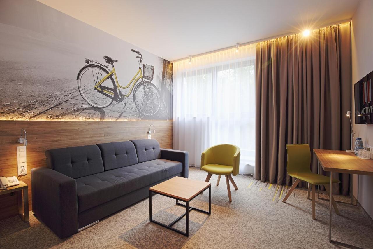Active Hotel Wroclaw Exterior photo