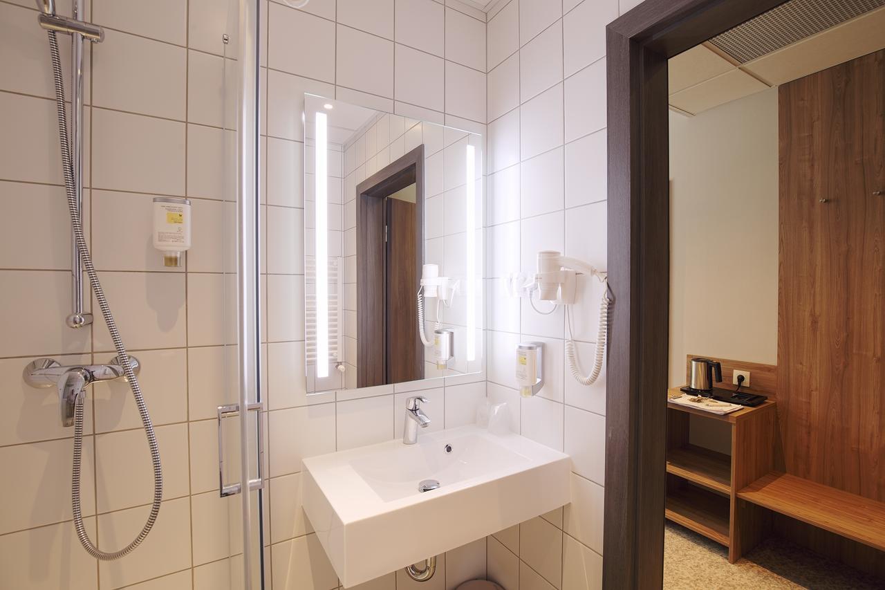 Active Hotel Wroclaw Exterior photo