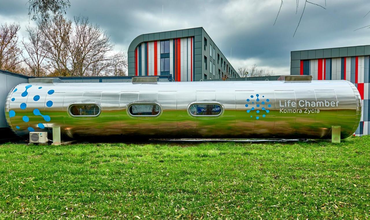 Active Hotel Wroclaw Exterior photo